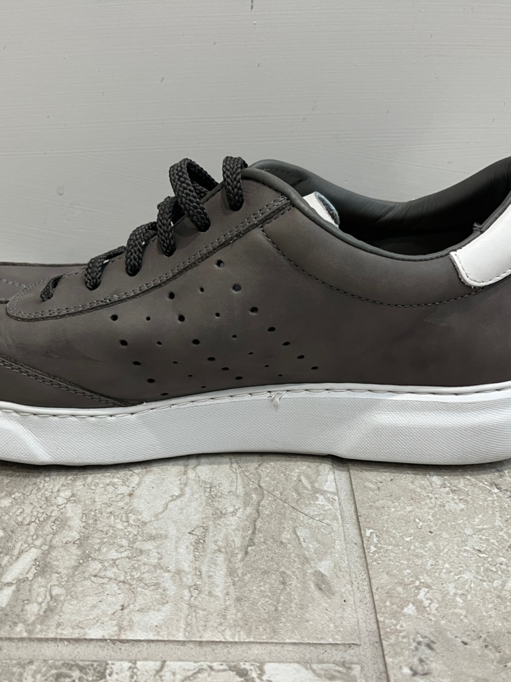 Samuel Hubbard Tiburon Men's Gray Low-Top Sneakers with White Collar - Picture 5 of 7
